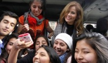 Gloria Trevi llegó a Cusco y mañana visita Machu Picchu