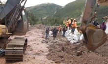 Habilitan tránsito vehicular en la vía Cusco-Quillabamba tras deslizamiento
