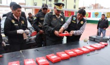 Incautan más de 13 kilos de droga camuflada en una unidad vehicular