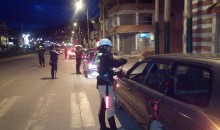 Detienen a dos hermanos en Chinchero por agredir físicamente a dos policías