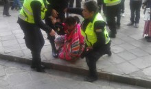 Abusiva policía municipal agrede físicamente a joven cusqueña [Video]