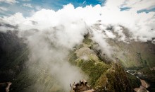 Autorizan sobrevolar en Machu Picchu con fines científicos y de forma excepcional