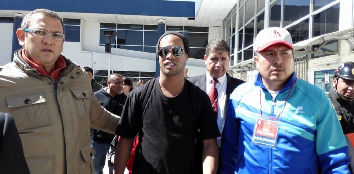 Ronaldinho Gaucho ya llegó a la ciudad Imperial del Cusco