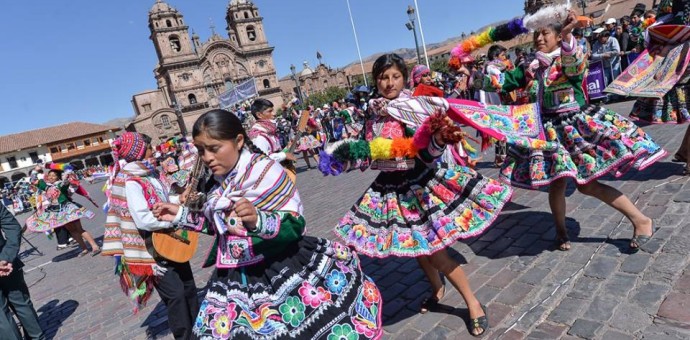 Ellos fueron los que tuvieron apoteósicas presentaciones en las fiestas del Cusco 2016 y fueron premiados