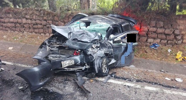 Choque frontal en Maras deja 2 personas fallecidas y 8 heridas Choque frontal en Maras deja 2 personas fallecidas y 8 heridas