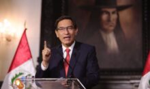 Presidente Martín Vizcarra denuncia complot contra la democracia