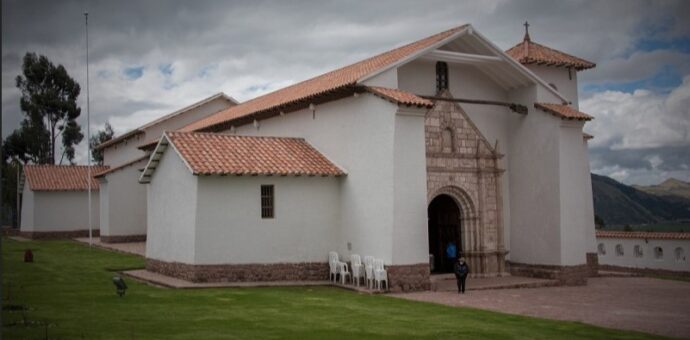 Entregan restaurado templo colonial de Santa Catalina de Marcaconga