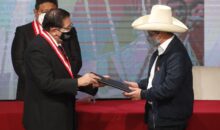 Pedro Castillo Terrones recibió la credencial de Presidente de la República