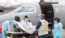 Trasladan vía aérea a adulto mayor internado en el hospital Regional con aneurisma