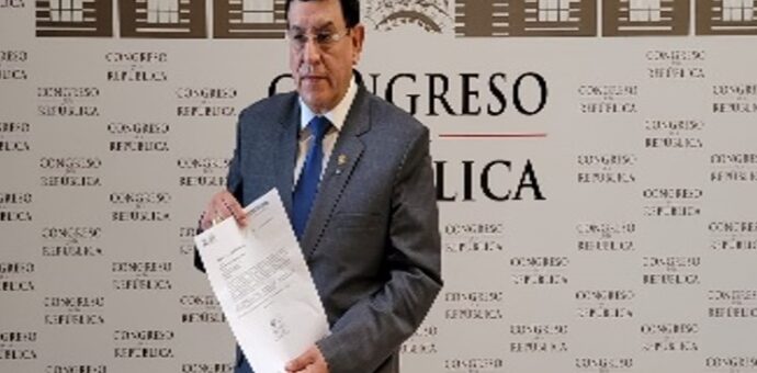 Congresista Alejandro Soto renuncia a Comisión Investigadora Covid-19 del Parlamento