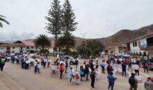 Pueblo de Machu Picchu se movilizó en Urubamba exigiendo respeto de la vía Hiran Bingham