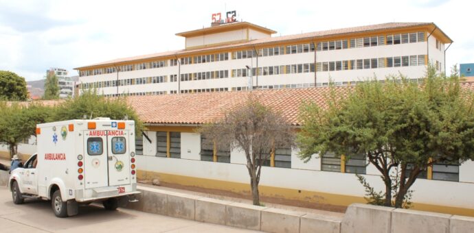 Restringen atención en Hospital Regional ante presencia de la tercera ola del Covid-19