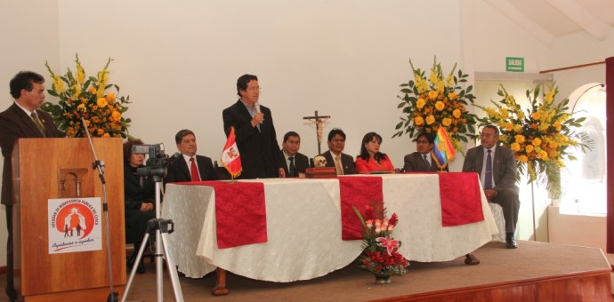 Alcalde del Cusco tomó juramento al nuevo presidente de la Beneficencia Pública