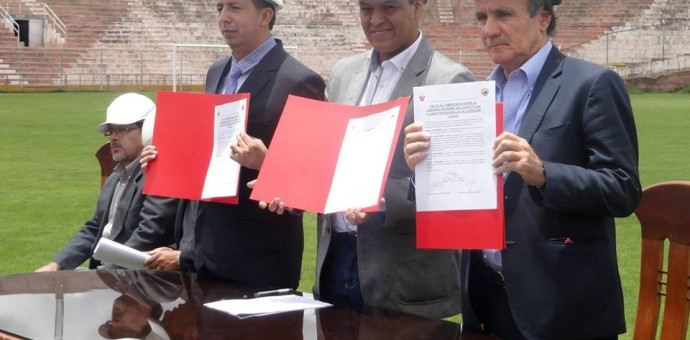 Gobierno Regional firmó convenio con Cienciano y Real Garcilaso