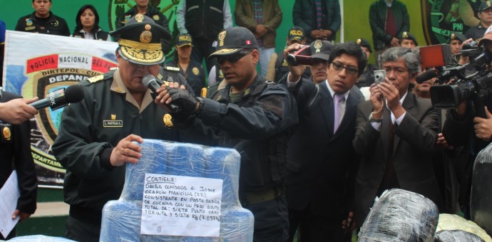 Policía incauta más de 20 kilos de pasta básica de cocaína en La Quebrada