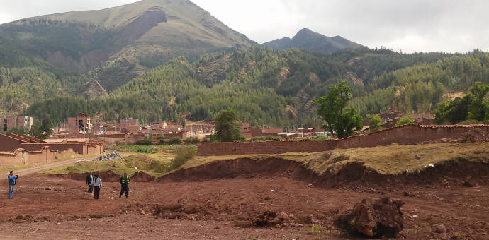 Destruyen  Andenes Inkas para construir viviendas en zona arqueológica de Larapa   