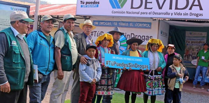 Más de 3 mil personas recibieron charlas de Devida en la Expo Huancaro 2016