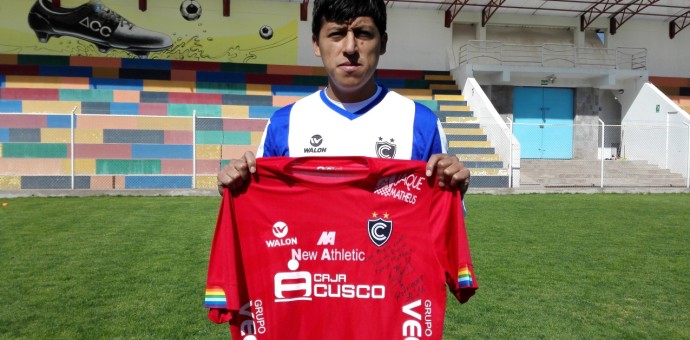 «Luchín» Castillo vuelve a vestir la camiseta del Cienciano del Cusco