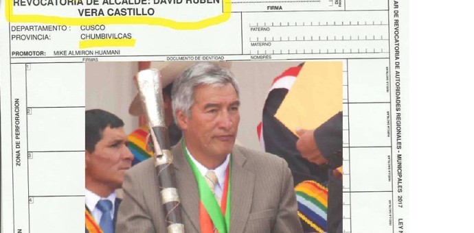 Adquieren kit electoral para solicitar la revocatoria del alcalde de Chumbivilcas David Vera