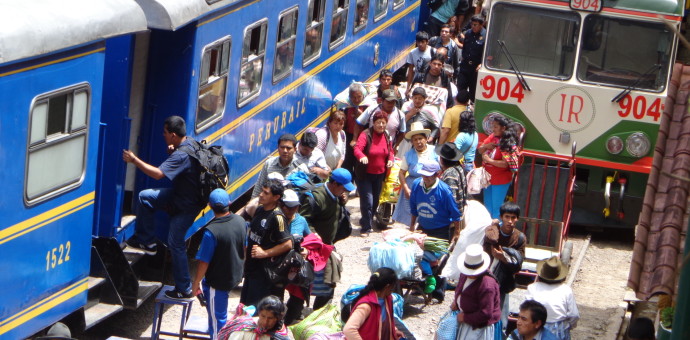 Trenes llegan a destiempo a MachuPicchu Pueblo por deterioro de unidades ferroviarias