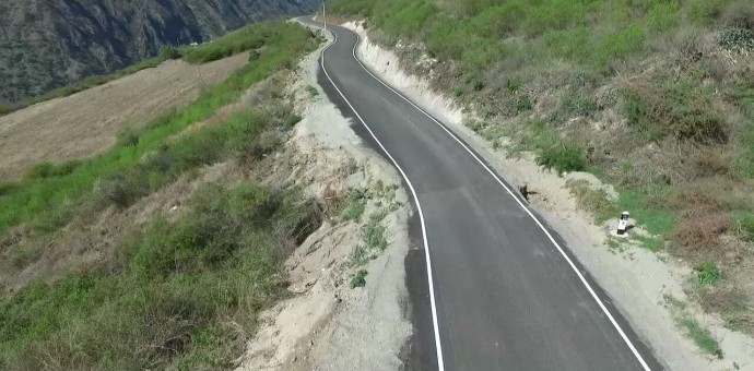 Gobierno Regional inauguró asfalto económico al distrito de Mollepata en Anta