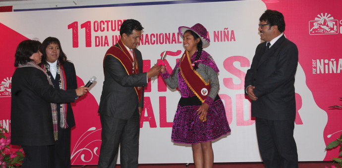 Estudiante de Chumbivilcas asume de forma simbólica presidencia regional