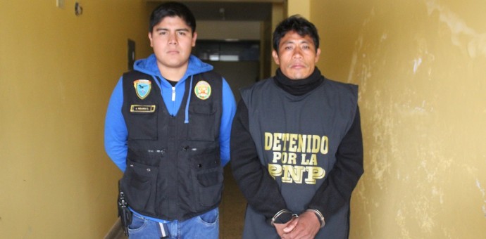 Capturan a 5 sujetos que transportaban más de 30 kilos de droga en dos vehículos