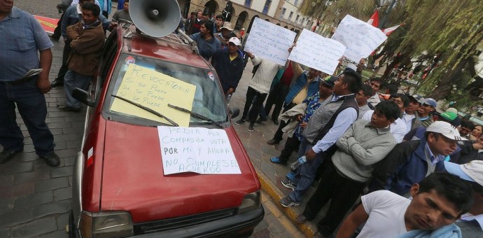 Autos Tico ya no pueden prestar servicio de taxi en Cusco