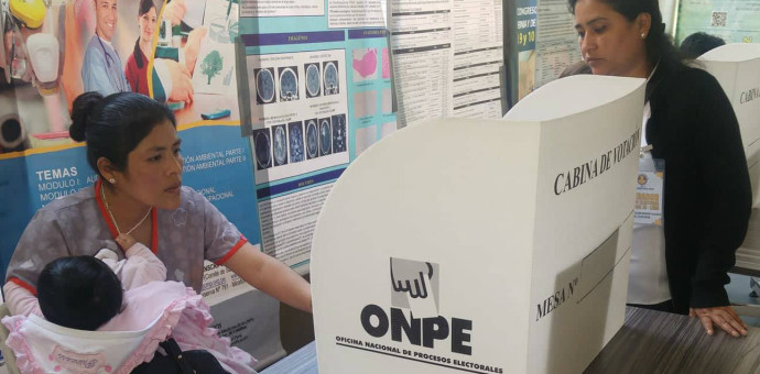 Colegio Médico del Perú aplicó el voto electrónico no presencial de la ONPE para  elegir directivos