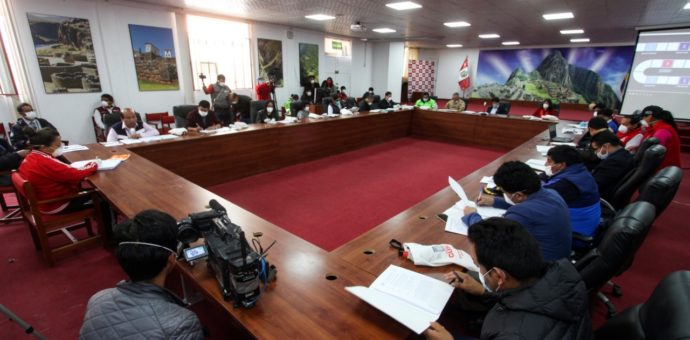 Ampliación del Estado de Emergencia, es evaluado en Asamblea de gobernadores del País