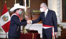 Presidente Pedro Castillo juramentó a diplomático Óscar Maúrtua como nuevo Canciller
