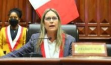 Presentan moción de censura contra la Presidenta del Congreso María del Carmen Alva