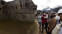 Ministra de Cultura en Cusco pide a la ciudadanía y turistas proteger el patrimonio cultural